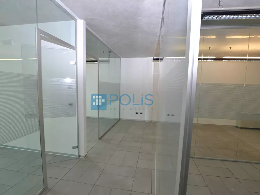 Immagine 4 di Ufficio in affitto  in VIA LONGHIN a Padova