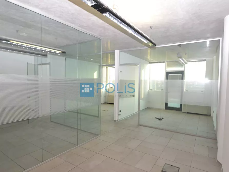 Immagine 2 di Ufficio in affitto  in VIA LONGHIN a Padova