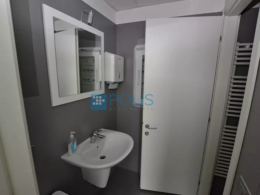 Immagine 9 di Ufficio in affitto  in VIA SAN MARCO a Padova