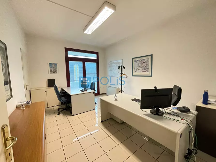 Immagine 12 di Ufficio in affitto  in Via San Crispino a Padova