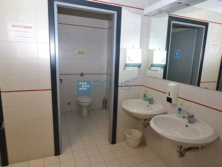 Immagine 8 di Ufficio in affitto  in Via San Crispino a Padova