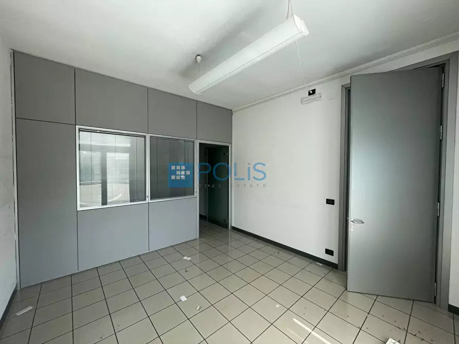 Immagine 6 di Ufficio in affitto  in Via San Crispino a Padova