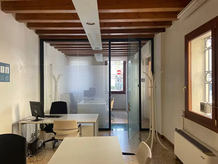 Immagine 6 di Ufficio in affitto  in Centro Storico a Padova