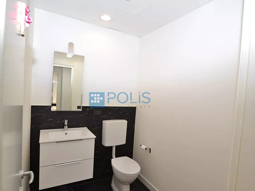 Immagine 11 di Ufficio in affitto  in Centro Storico a Padova