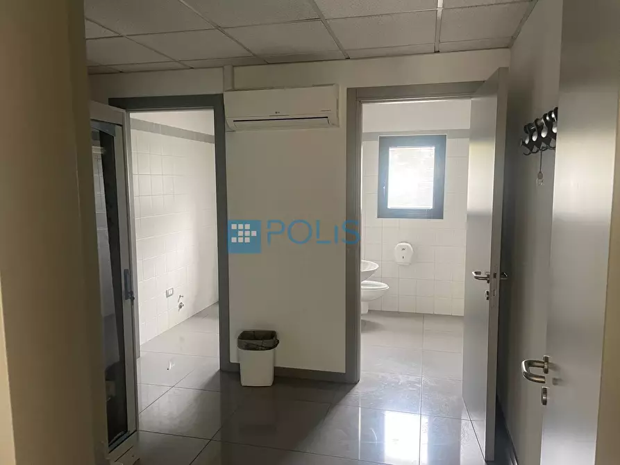 Immagine 22 di Ufficio in affitto  in CAMIN a Padova