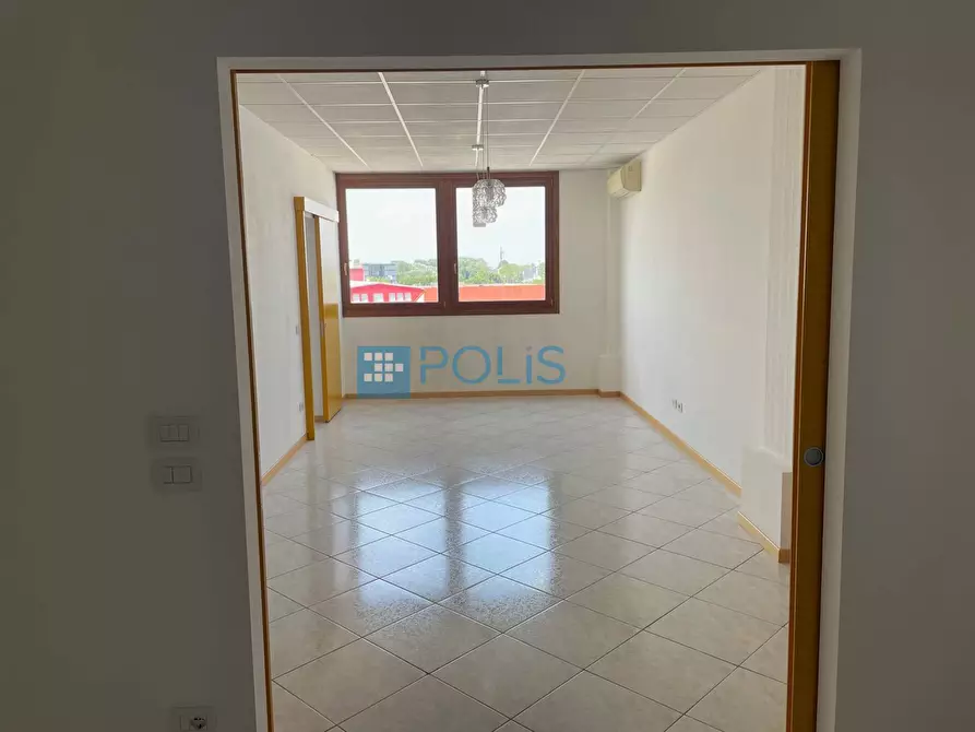 Immagine 10 di Ufficio in affitto  in VIALE DELL'INDUSTRIA a Padova