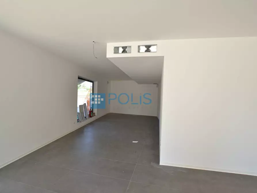 Immagine 6 di Negozio in affitto  in SAVONAROLA a Padova