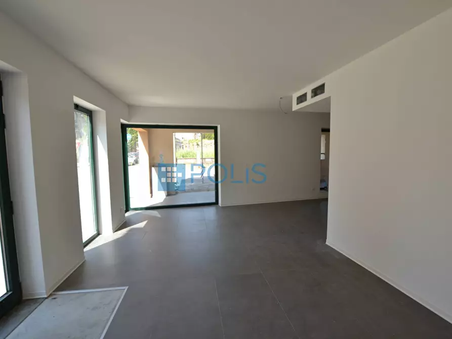 Immagine 3 di Negozio in affitto  in SAVONAROLA a Padova