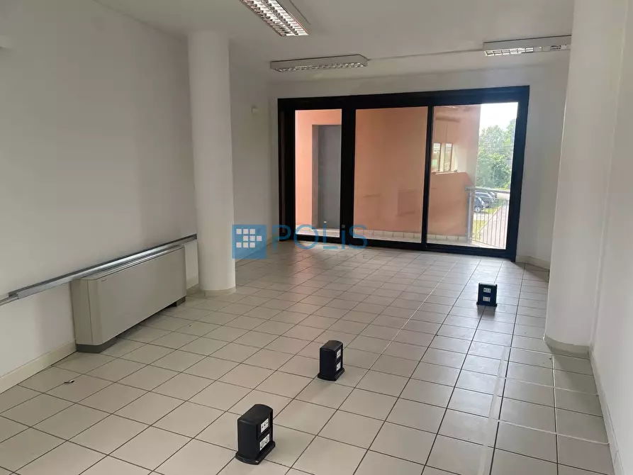 Immagine 5 di Ufficio in vendita  in VIA FRIULI VENEZIA GIULIA a Pianiga