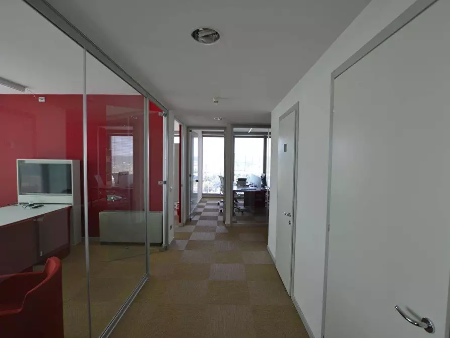 Immagine 11 di Ufficio in affitto  in Via Brescia a Brendola