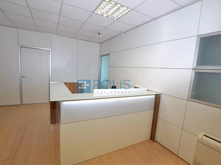 Immagine 11 di Ufficio in vendita  in Corso Stati Uniti a Padova