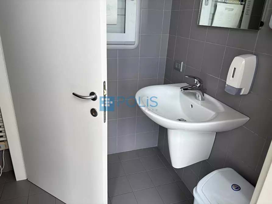 Immagine 20 di Ufficio in affitto  in VIA SAN MARCO a Padova