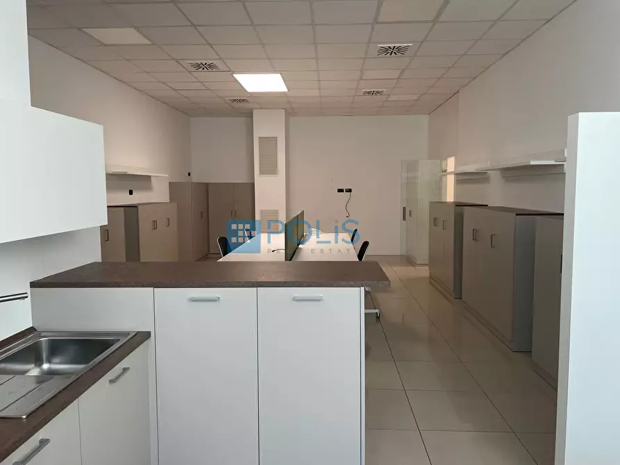 Immagine 5 di Ufficio in affitto  in VIA POLA a Torri Di Quartesolo