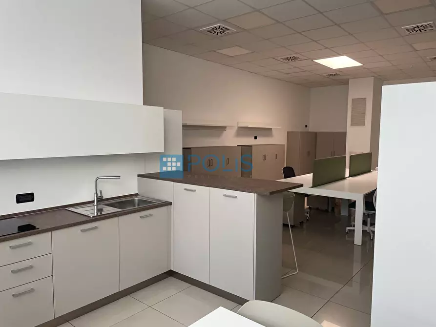 Immagine 7 di Ufficio in affitto  in VIA POLA a Torri Di Quartesolo