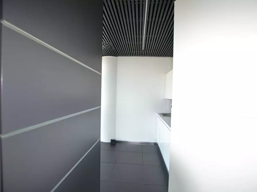 Immagine 12 di Ufficio in affitto  in Via San Marco a Padova