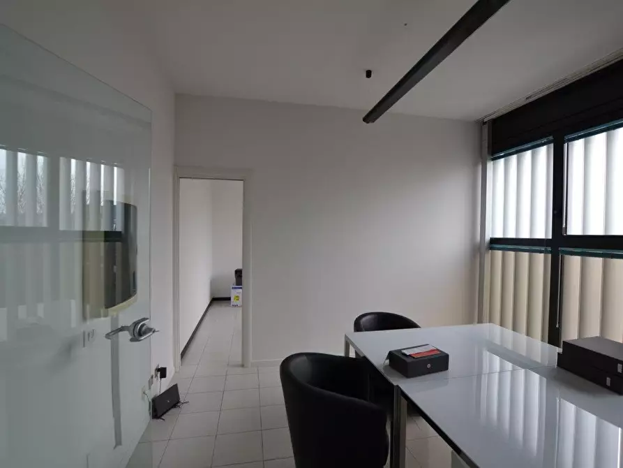 Immagine 11 di Ufficio in vendita  in PADOVA UNO a Padova