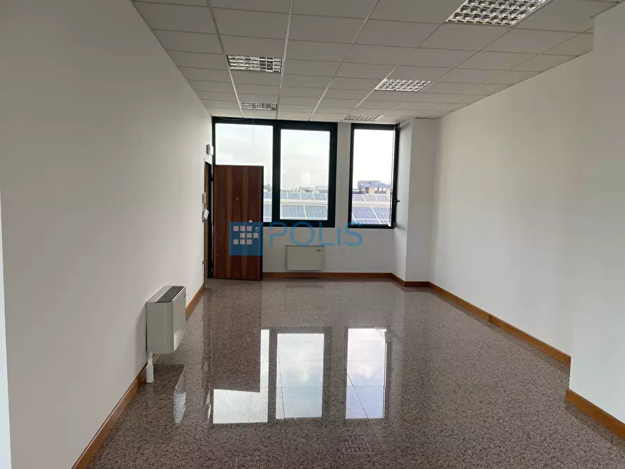 Immagine 5 di Ufficio in affitto  in Corso Stati Uniti a Padova