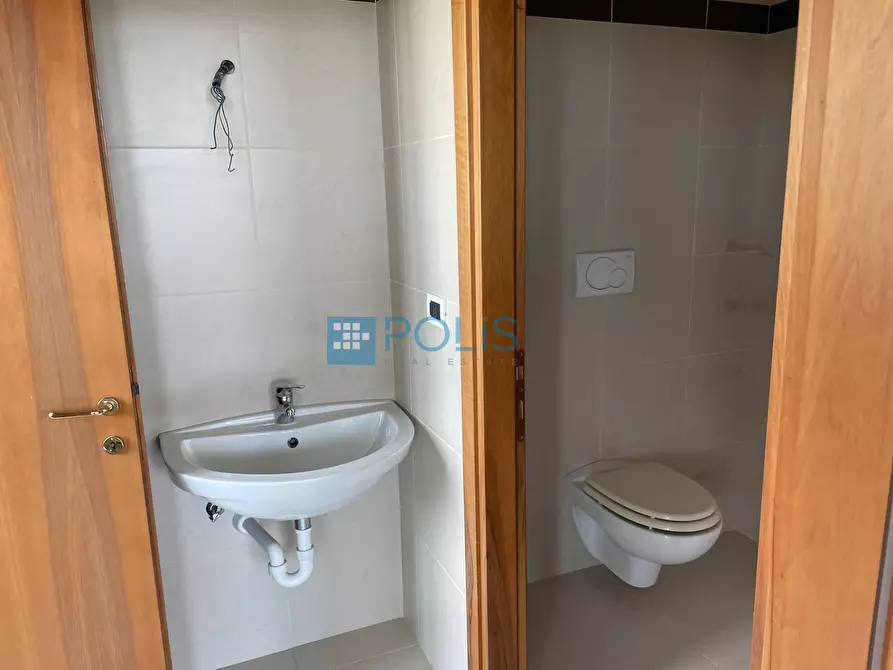 Immagine 6 di Ufficio in affitto  in Corso Stati Uniti a Padova