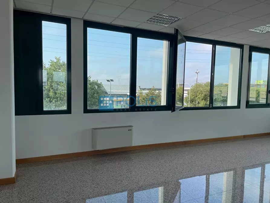 Immagine 10 di Ufficio in affitto  in Corso Stati Uniti a Padova