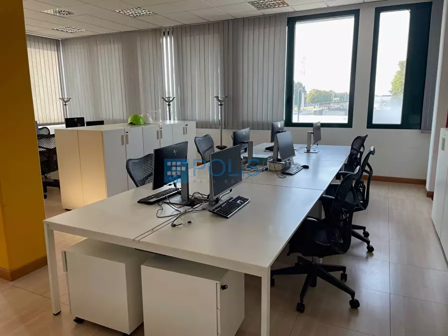 Immagine 4 di Ufficio in affitto  in Corso Stati Uniti a Padova