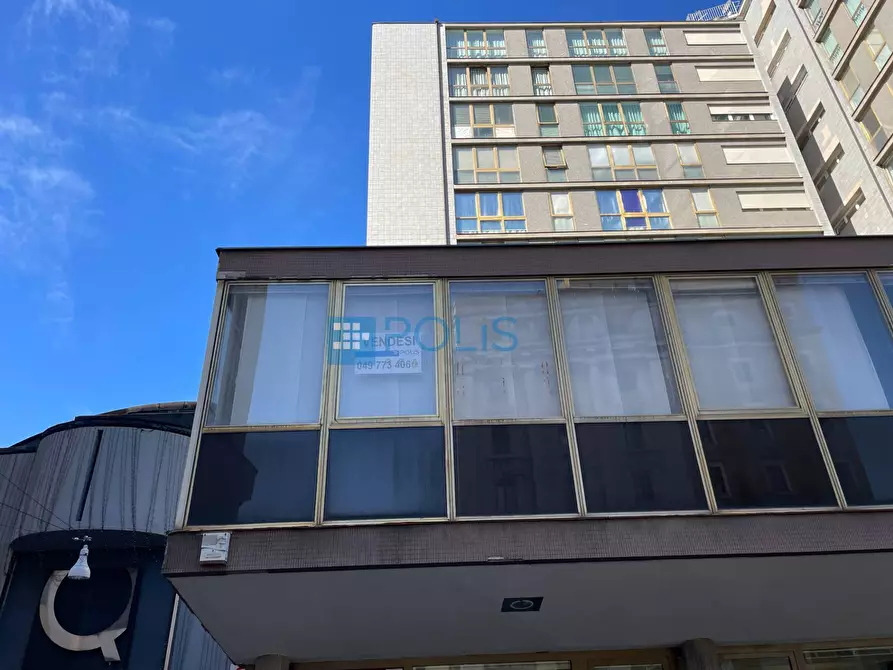 Immagine 9 di Ufficio in vendita  in Piazza dell'Insurrezione a Padova