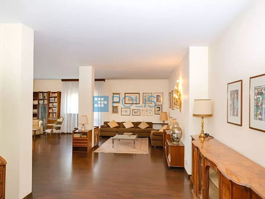 Immagine 1 di Appartamento in vendita  in VIA GIORDANO a Abano Terme