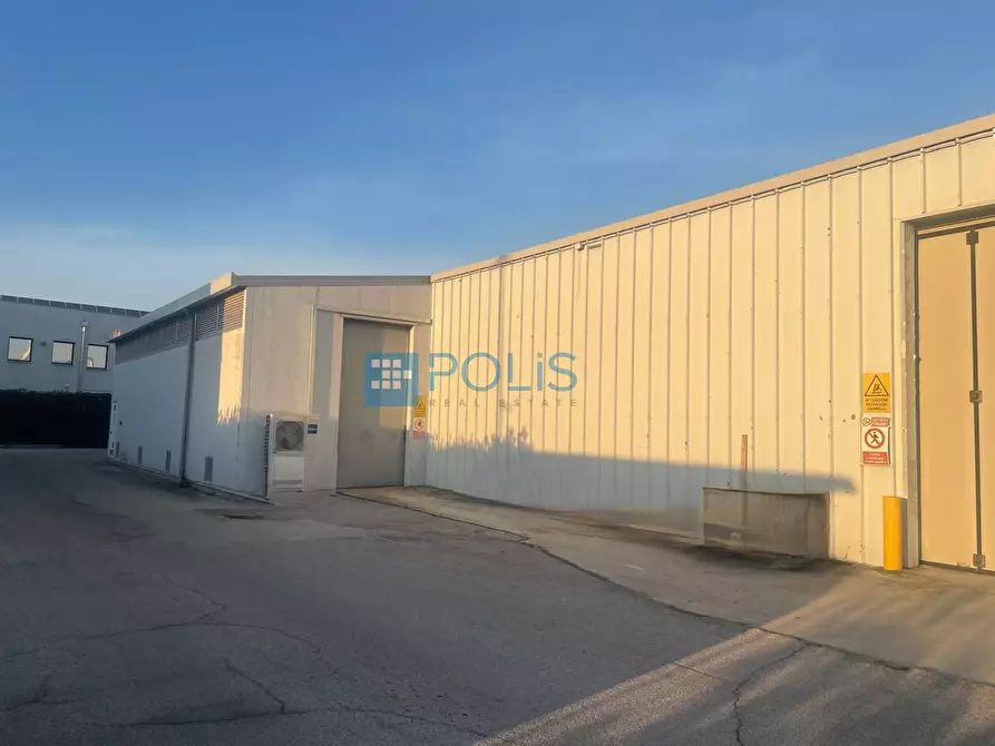 Immagine 1 di Capannone industriale in vendita  in ZONA INDUSTRIALE a Limena