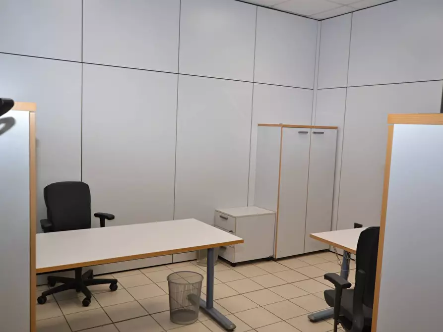 Immagine 13 di Ufficio in vendita  in VIA SAVELLI a Padova