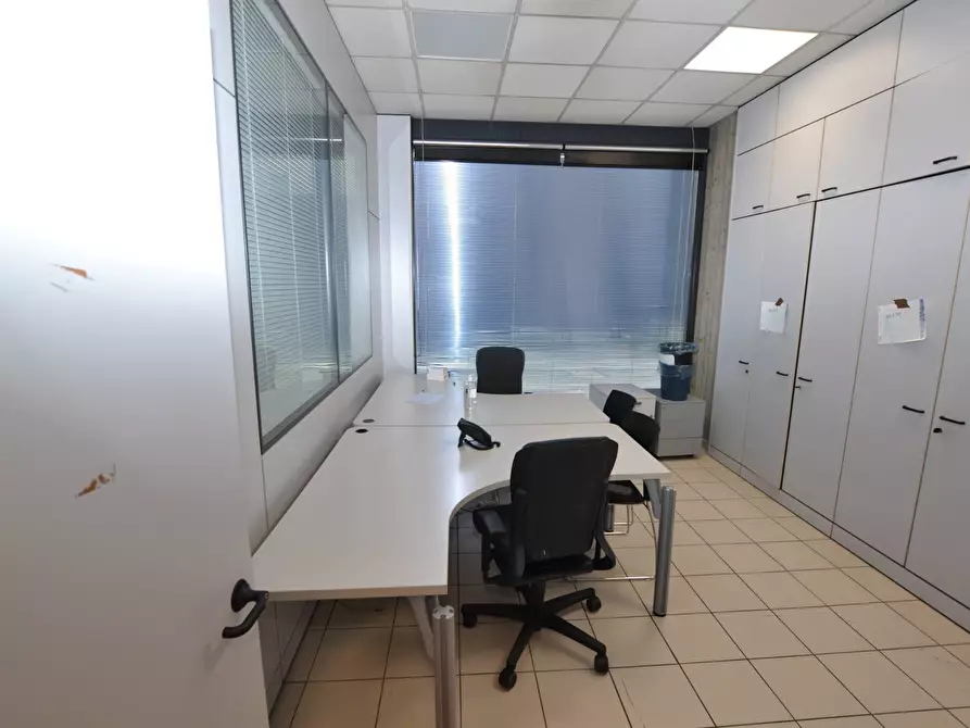 Immagine 17 di Ufficio in vendita  in VIA SAVELLI a Padova