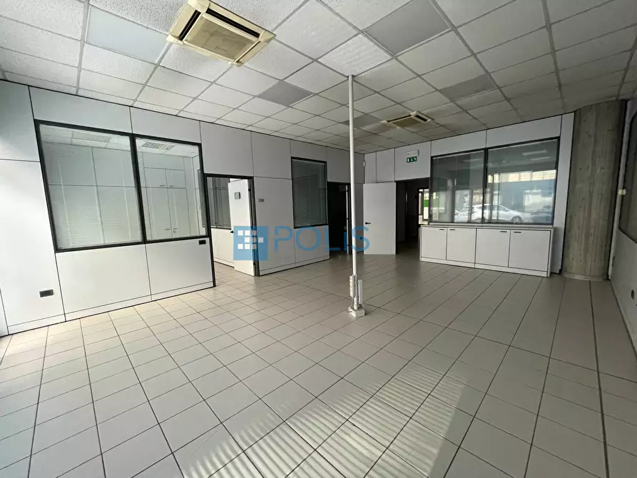 Immagine 9 di Ufficio in vendita  in VIA SAVELLI a Padova