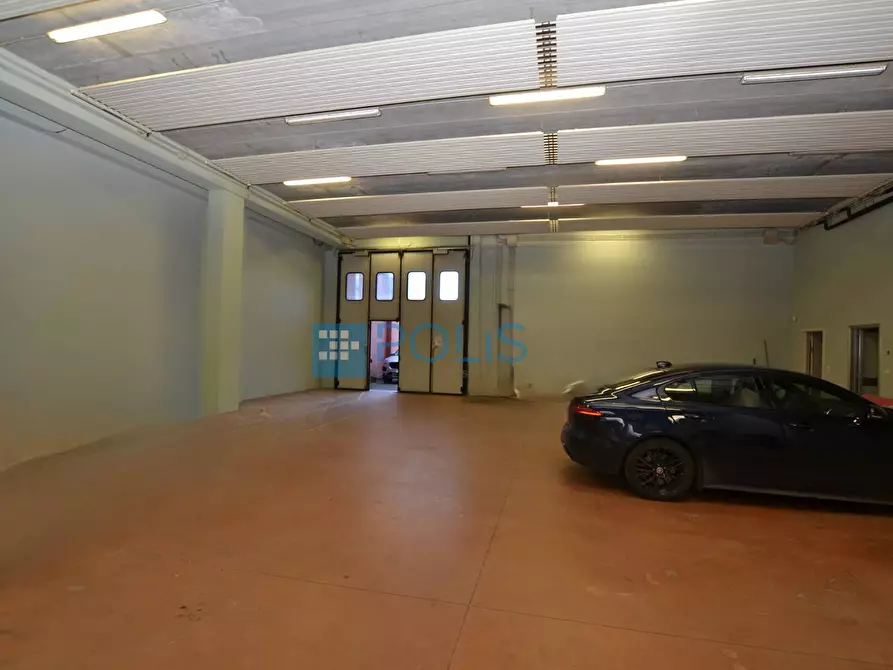 Immagine 13 di Capannone industriale in affitto  in ZONA INDUSTRIALE a Padova