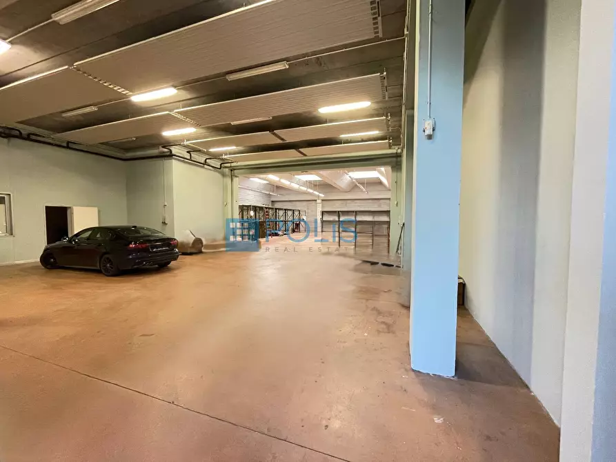 Immagine 9 di Capannone industriale in affitto  in ZONA INDUSTRIALE a Padova