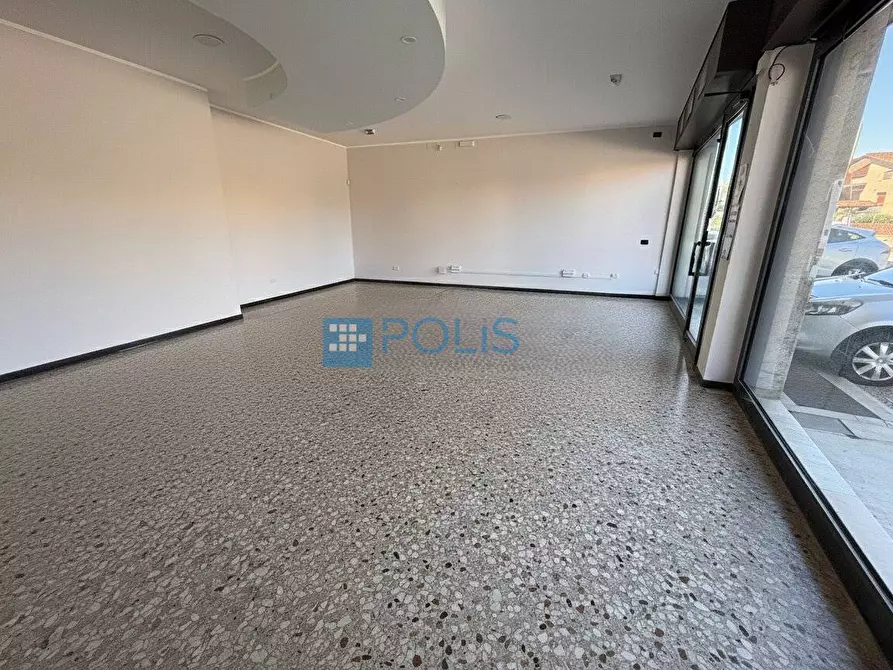 Immagine 13 di Negozio in affitto  in Martignacco a Martignacco