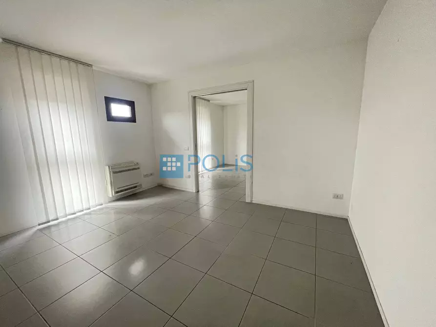 Immagine 3 di Ufficio in affitto  in Via San Crispino a Padova