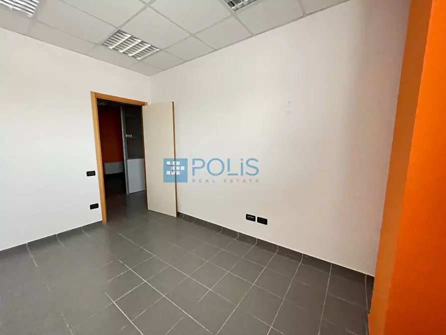Immagine 24 di Ufficio in vendita  in Riviera Maestri Del Lavoro a Padova