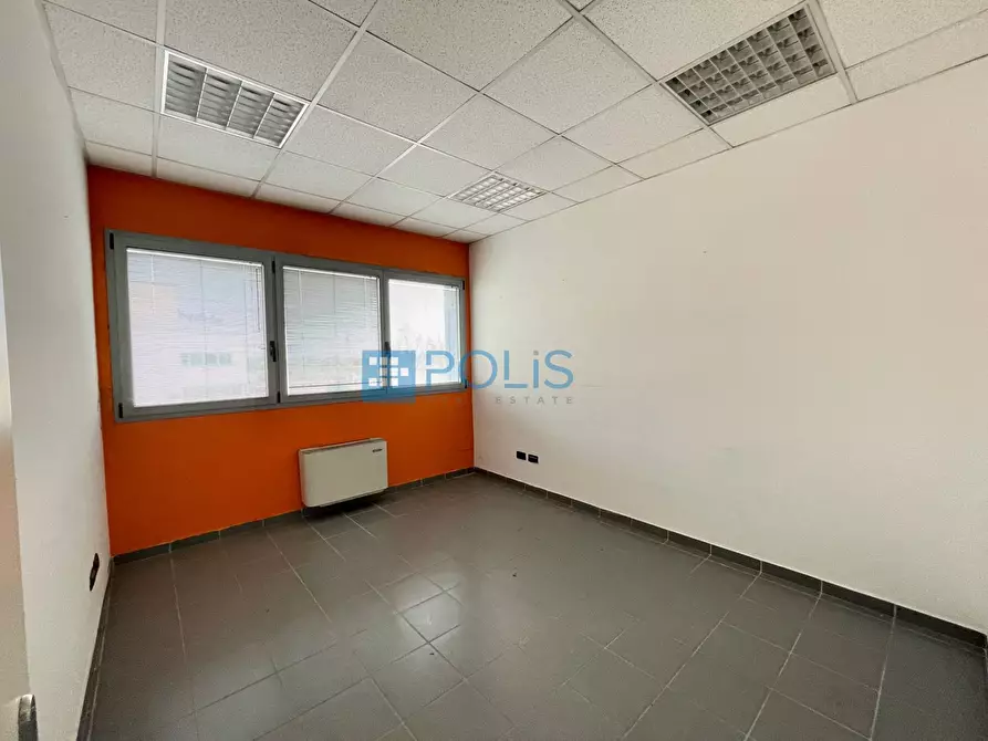 Immagine 25 di Ufficio in vendita  in Riviera Maestri Del Lavoro a Padova