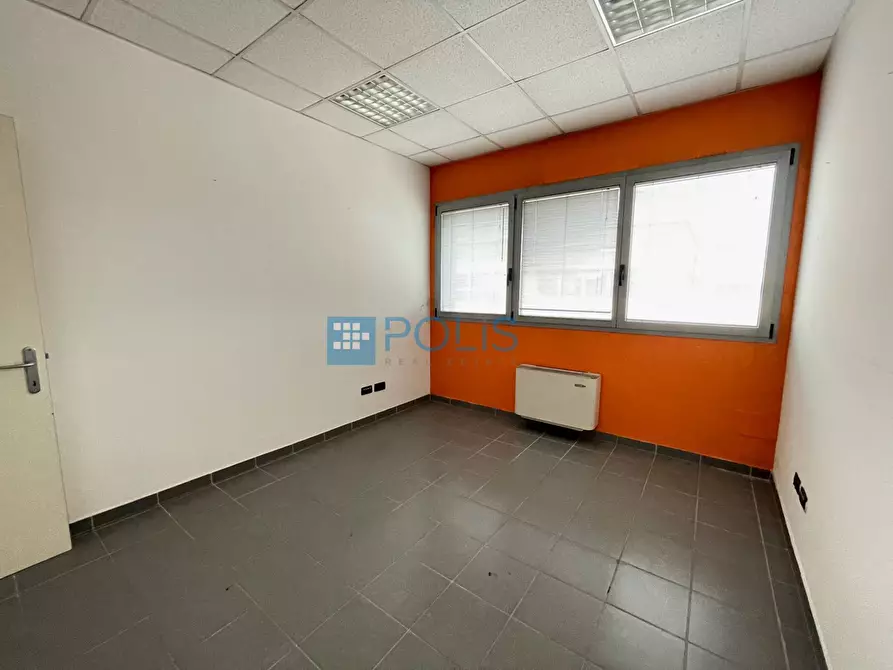Immagine 26 di Ufficio in vendita  in Riviera Maestri Del Lavoro a Padova