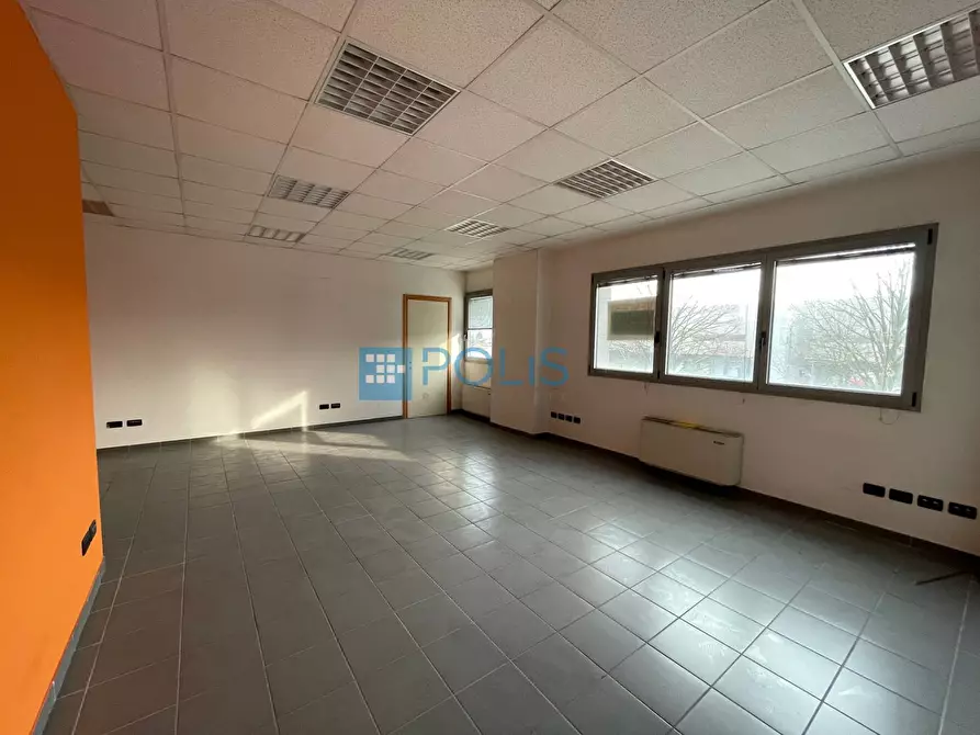 Immagine 10 di Ufficio in affitto  in Riviera Maestri Del Lavoro a Padova