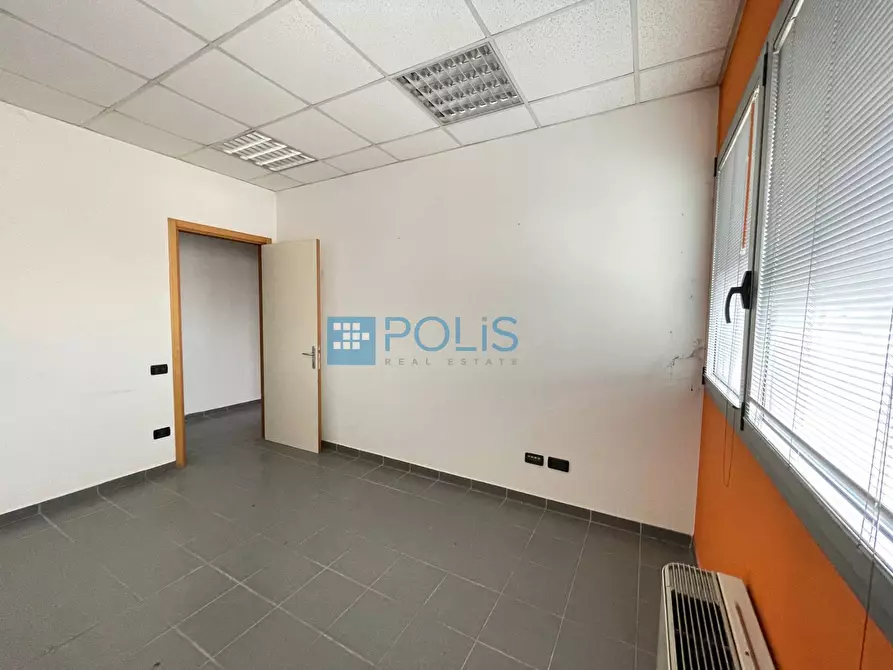 Immagine 13 di Ufficio in affitto  in Riviera Maestri Del Lavoro a Padova