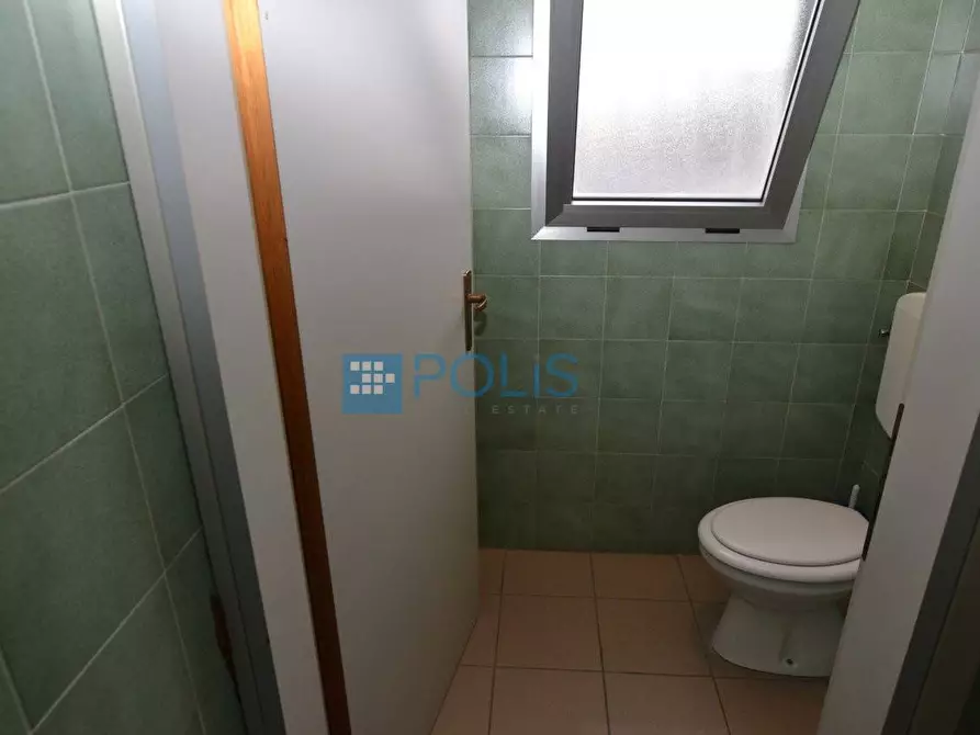 Immagine 11 di Laboratorio in affitto  in Vic.ze Fiera a Padova