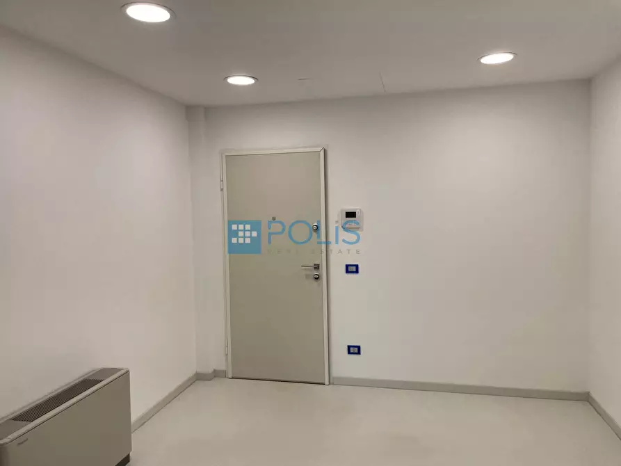 Immagine 5 di Ufficio in affitto  in Zona Industriale a Padova