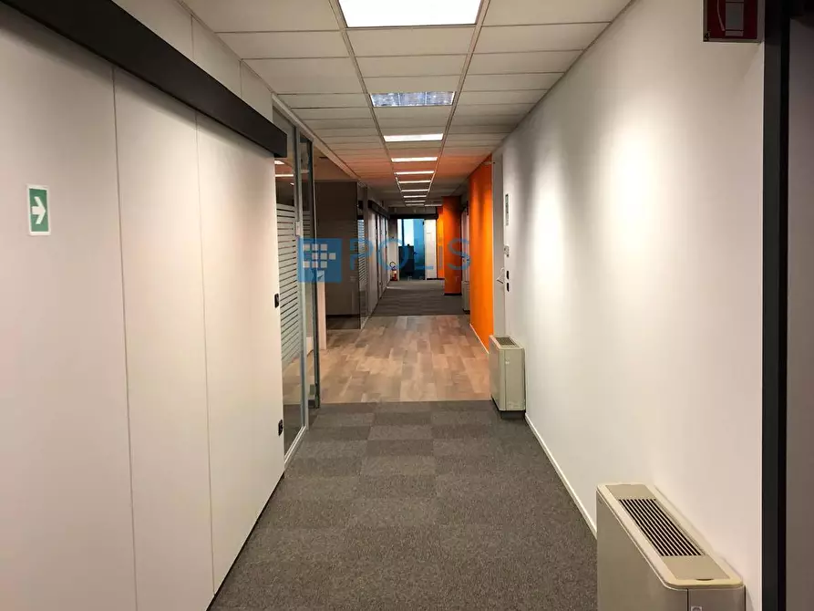 Immagine 18 di Ufficio in affitto  in Padova Uno a Padova