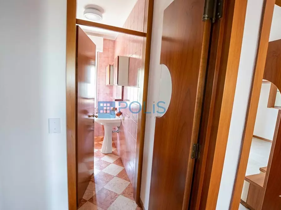 Immagine 11 di Villa in vendita  in Via Veneto a Stra