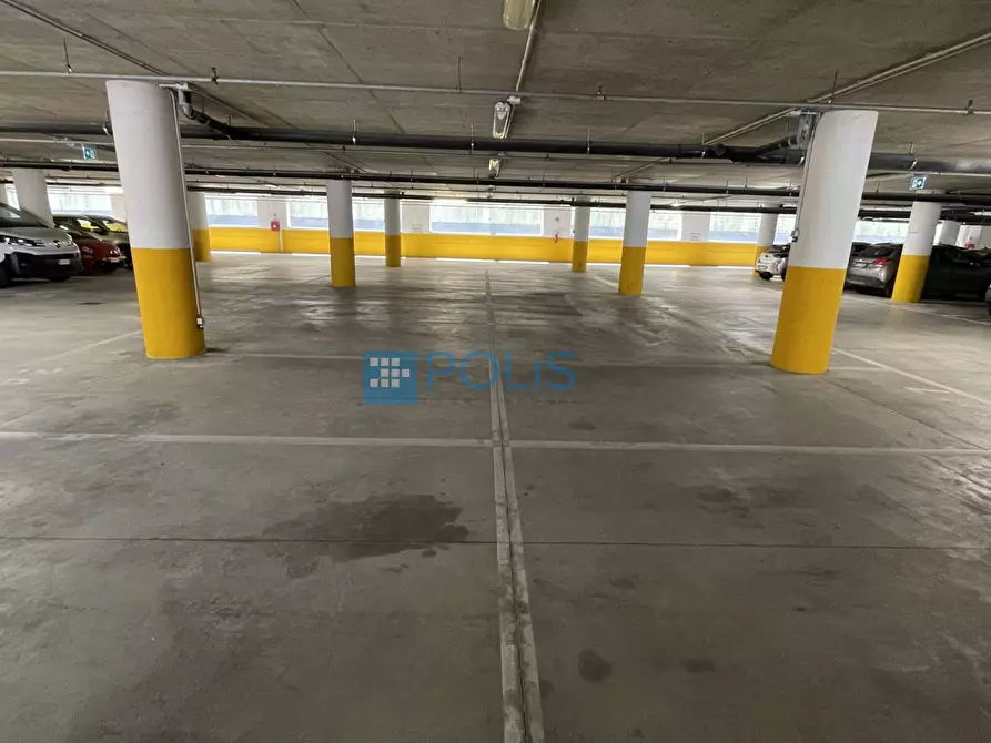 Immagine 5 di Box auto in vendita  in Via Venezia a Padova