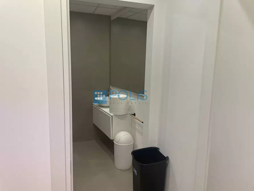 Immagine 6 di Negozio in affitto  in Via Goldoni a Padova