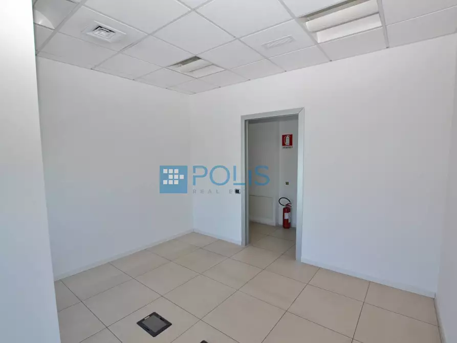 Immagine 6 di Ufficio in affitto  in Via San Crispino a Padova