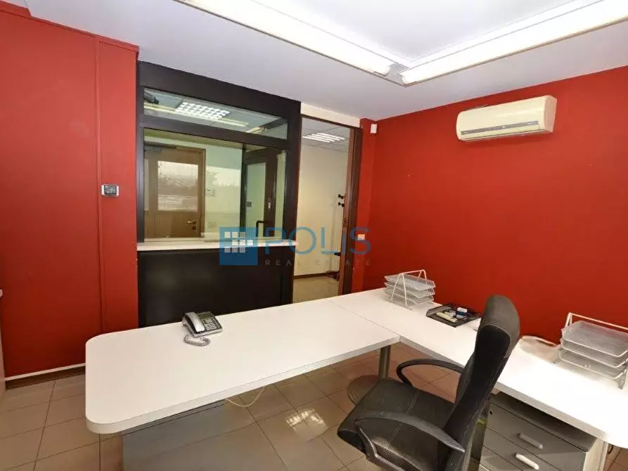 Immagine 3 di Ufficio in vendita  in Via Delle Industrie a Borgoricco