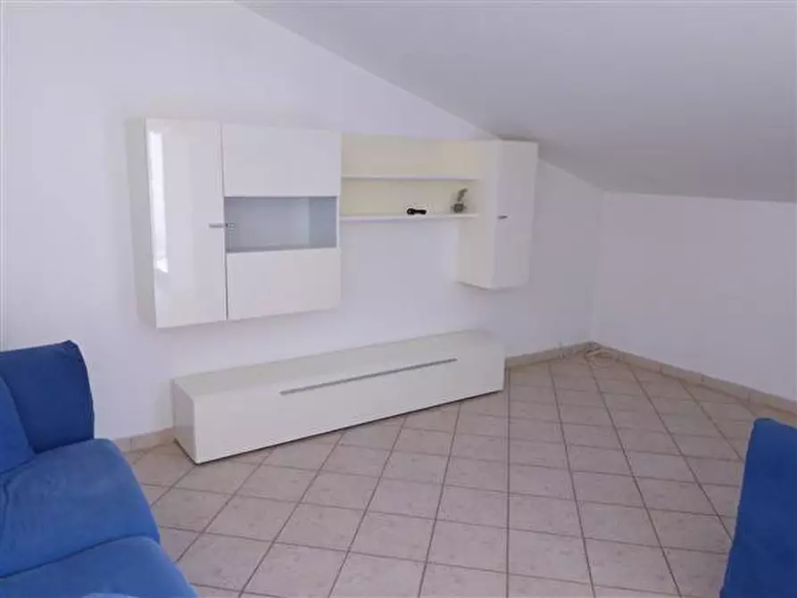 Immagine 6 di Attico in vendita  in VIA SCIASCIA 17 a Floridia