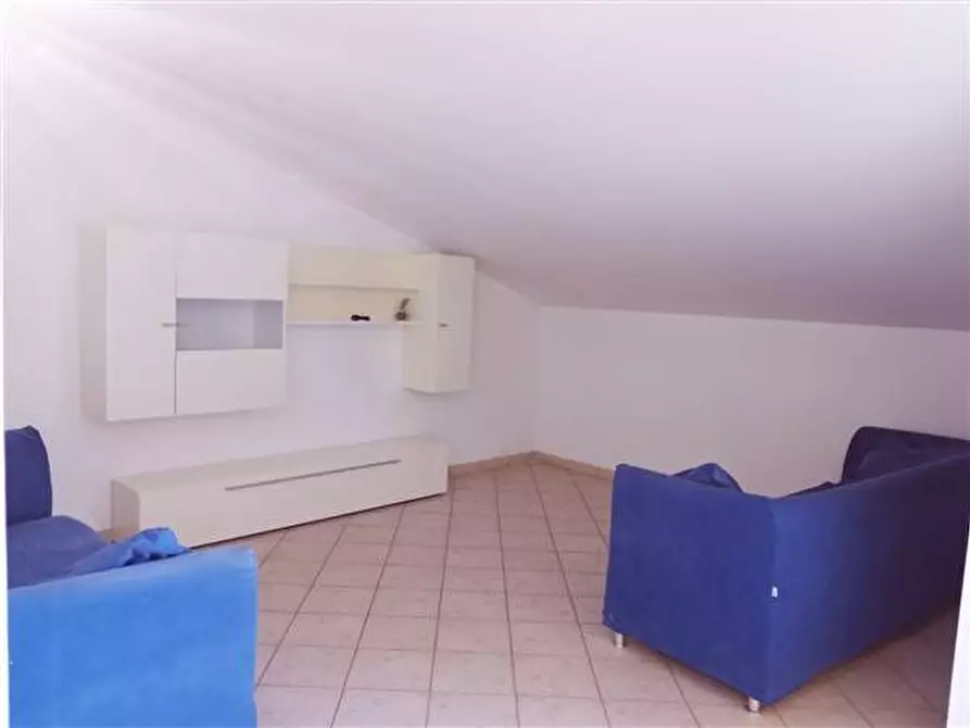 Immagine 7 di Attico in vendita  in VIA SCIASCIA 17 a Floridia