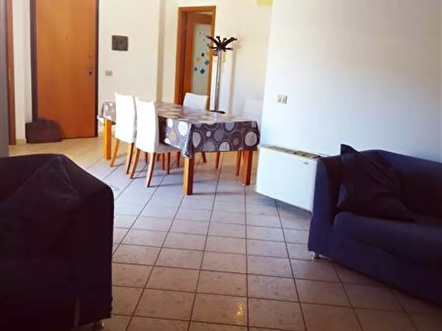 Immagine 8 di Attico in vendita  in VIA SCIASCIA 17 a Floridia